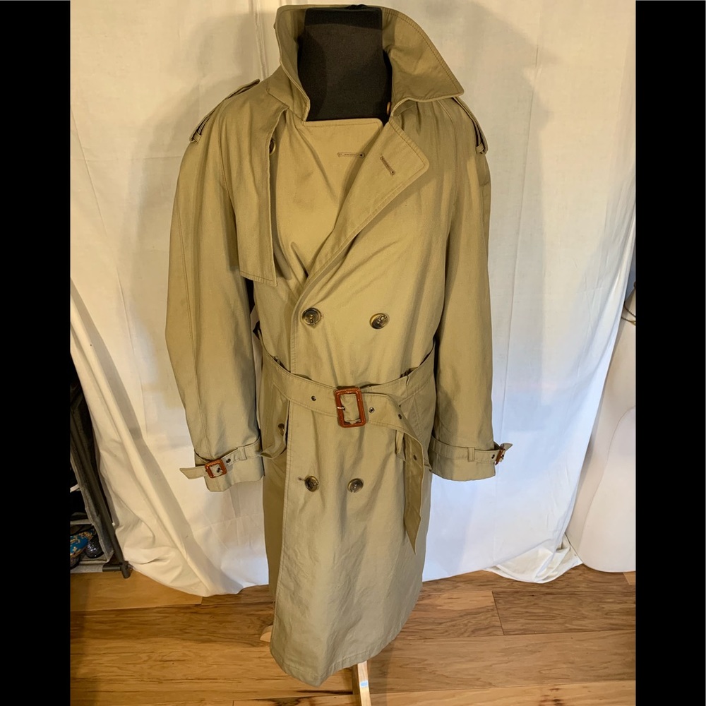 Classic Women's Tan Trench Coat - Timeless Double-Breasted Style